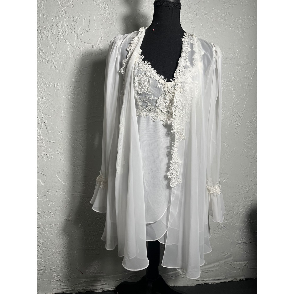 Vintage Cacique 2 Piece Lace Nightgown Peignoir Robe Set White L